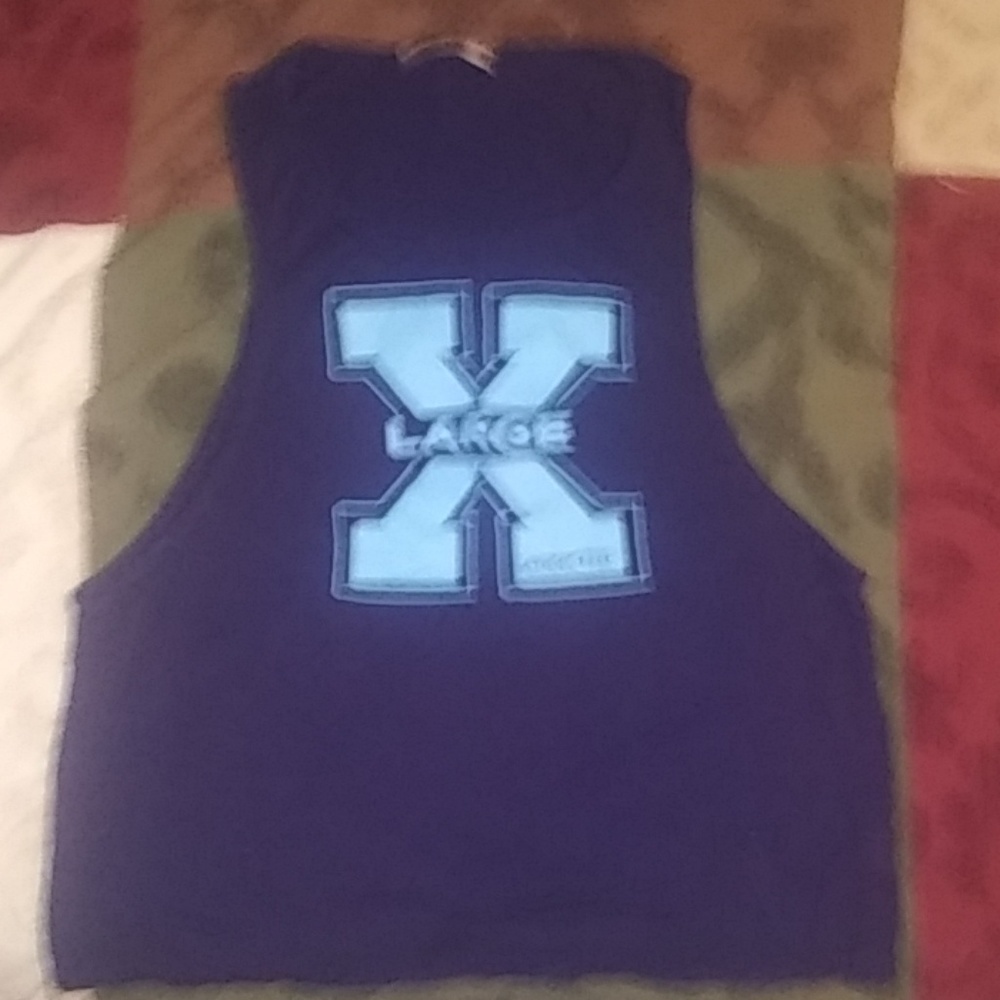Addicted tank tee